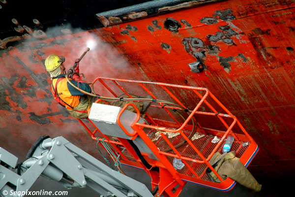 MONTE STELLO (1979/11630grt/IMO 7807093, ex-PALANGA, MONTE STELLO) - receives a waterblasting to her hull while in drydock at the VT Fitzroy shipyard in Auckland, New Zealand. 15 March 2006. Photo by SeapixOnline.com